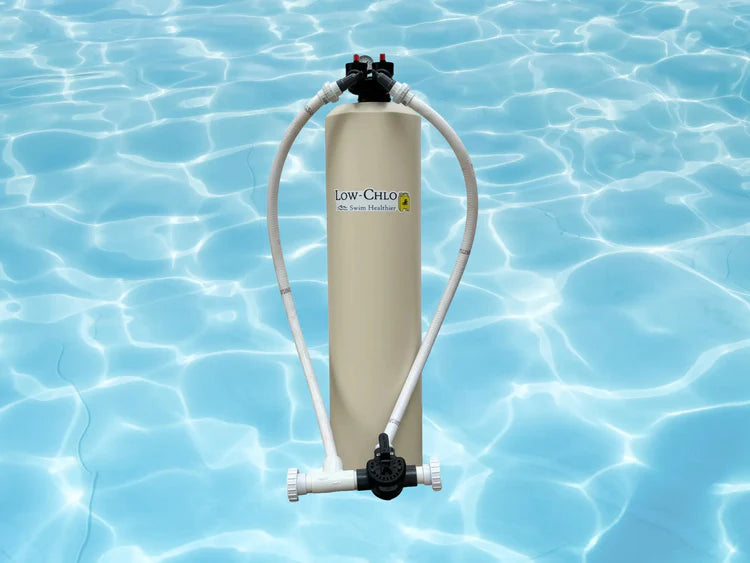 A Low-Chlo LC-40R Swimming Pool Sanitizing System